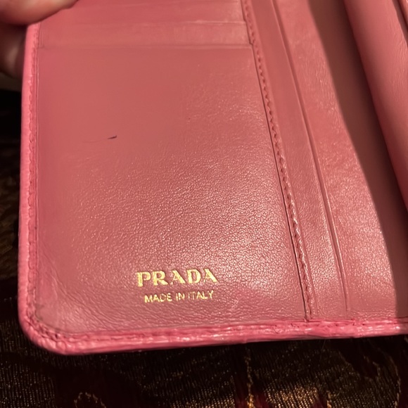 Authentic Prada wallet - Picture 2 of 12